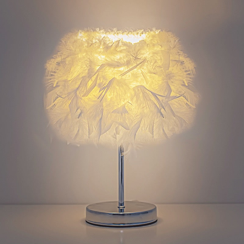 Luxury Feather Lamp for Wedding Room Decoration, Bedroom Headlight with a Sweetheart Touch
