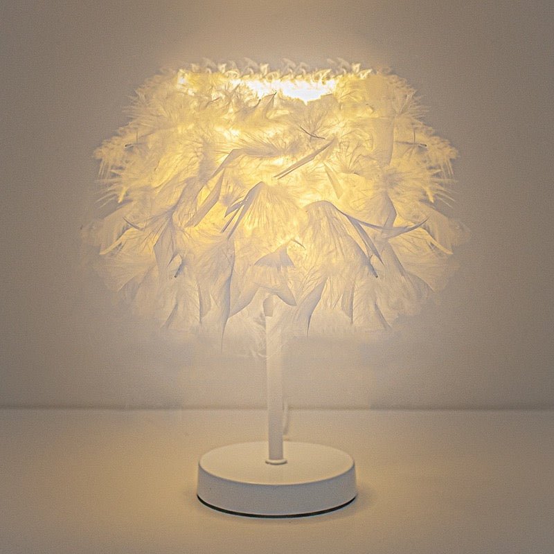 Luxury Feather Lamp for Wedding Room Decoration, Bedroom Headlight with a Sweetheart Touch